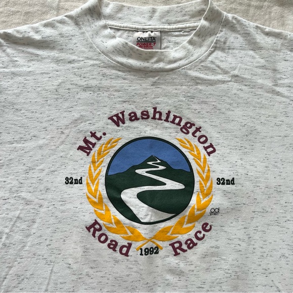 VINTAGE 90’s Oneita Mt. Washington New Hampshire Road Race Tee - Picture 2 of 9